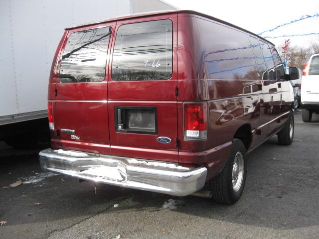 Ford Econoline 2008 photo 2