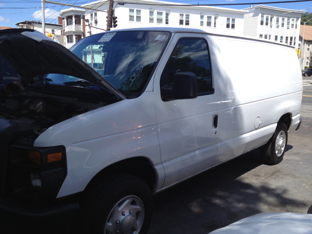 Ford Econoline 2008 photo 1