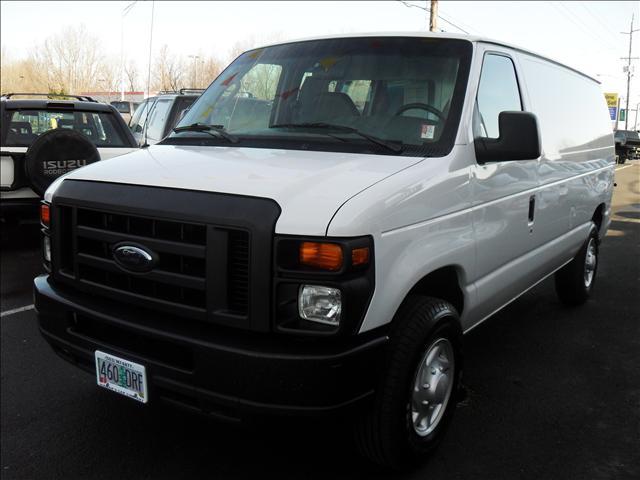 Ford Econoline 2008 photo 1