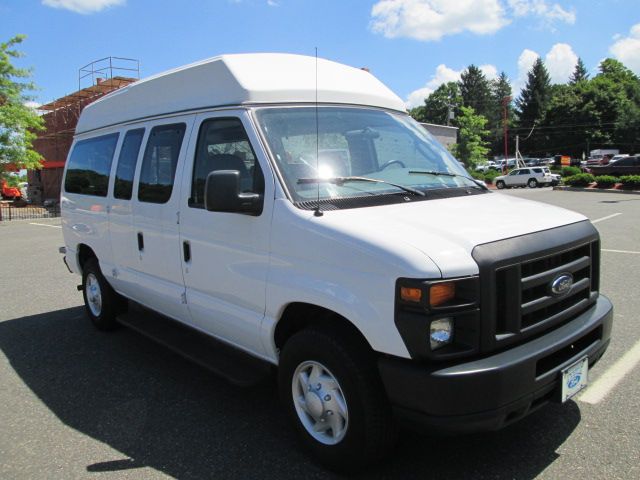 Ford Econoline Awd-turbo Wheelchair Van
