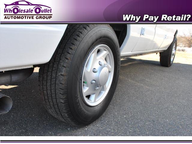 Ford Econoline Unknown Passenger Van