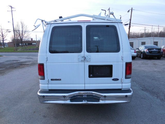 Ford Econoline 2008 photo 1