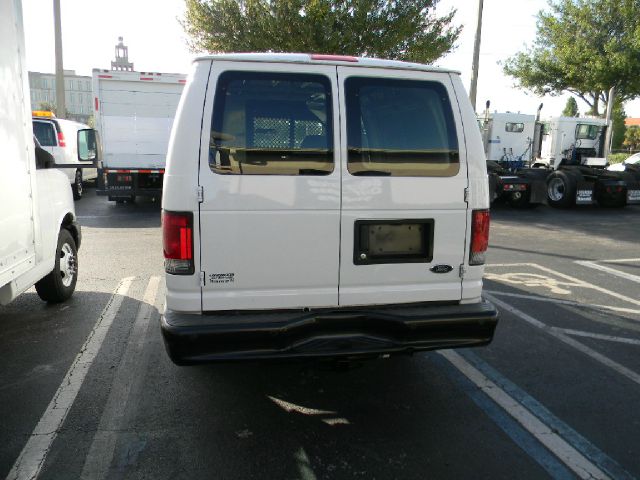 Ford Econoline 2008 photo 3