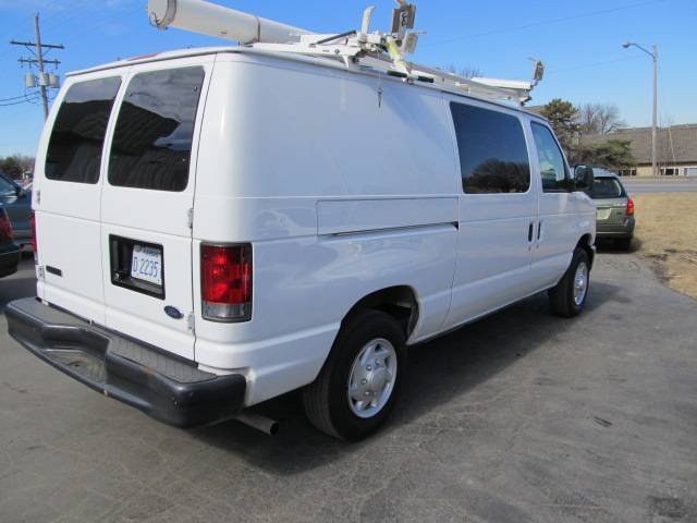 Ford Econoline 2008 photo 3