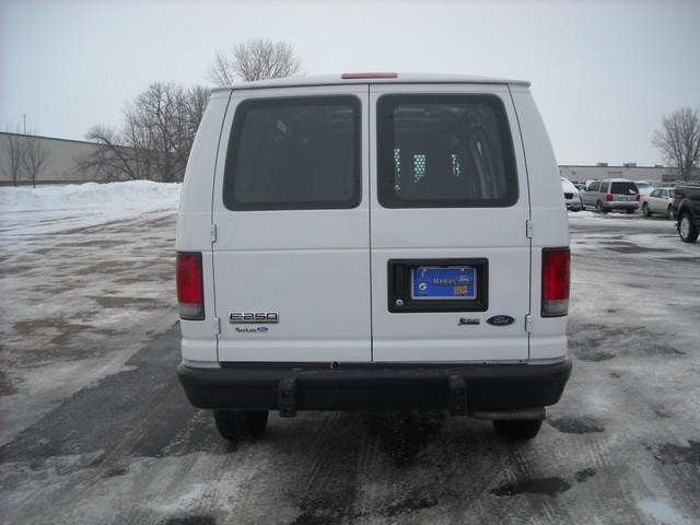 Ford Econoline ESi Passenger Van