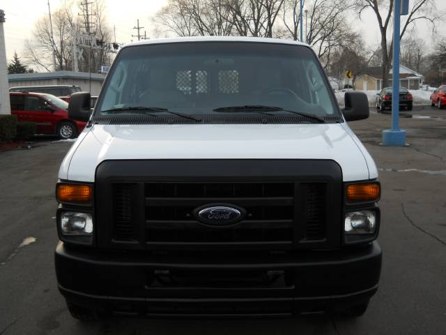 Ford Econoline 2009 photo 2