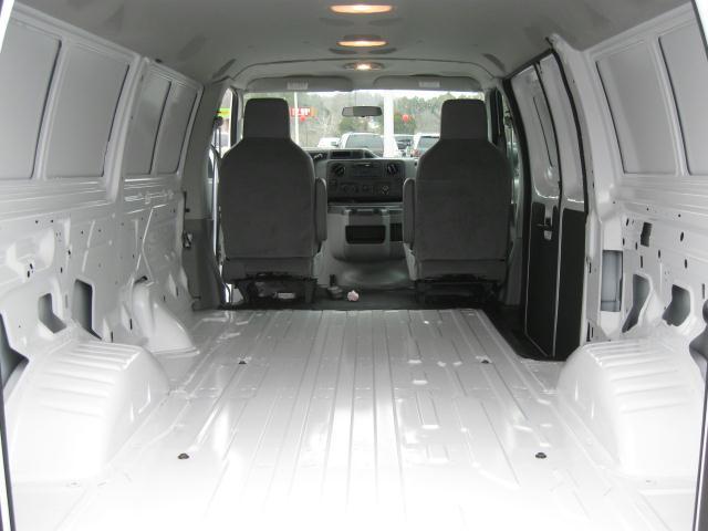 Ford Econoline 2009 photo 3