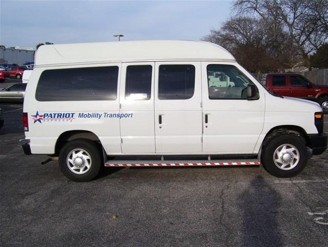 Ford Econoline Unknown Passenger Van