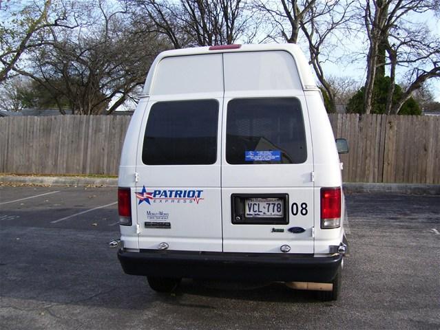 Ford Econoline 2009 photo 5