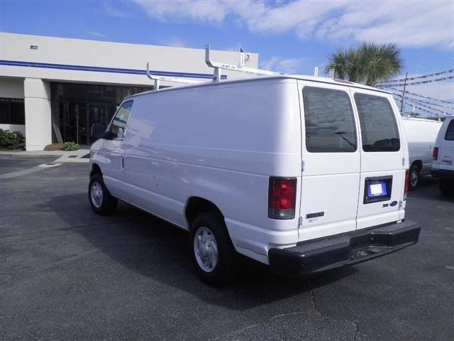 Ford Econoline 2009 photo 4