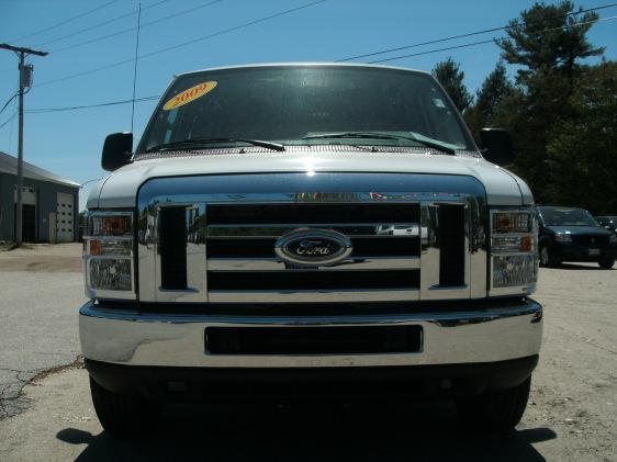 Ford Econoline 2009 photo 1