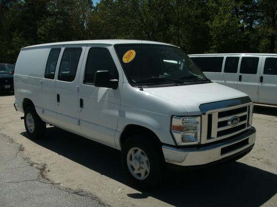 Ford Econoline 2009 photo 2