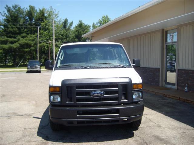 Ford Econoline 2009 photo 3