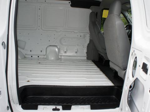 Ford Econoline 2011 photo 1