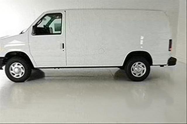 Ford Econoline 2011 photo 5