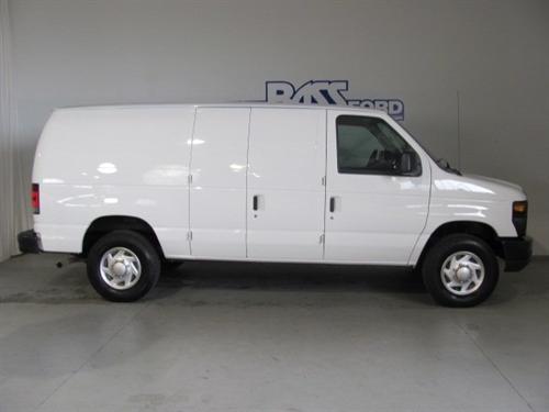 Ford Econoline 2011 photo 3