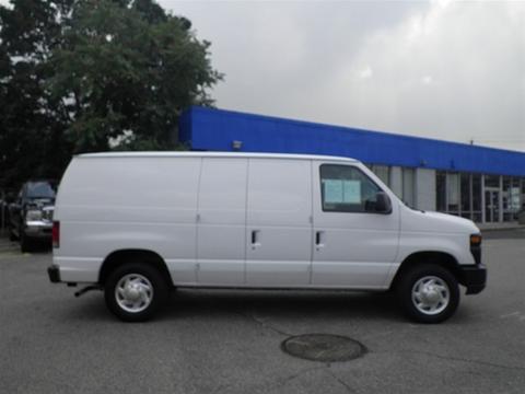 Ford Econoline 2011 photo 1