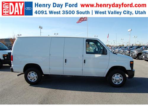 Ford Econoline 2011 photo 1