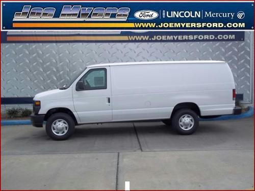 Ford Econoline 2011 photo 4