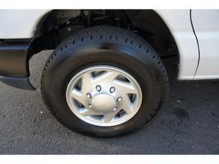 Ford Econoline 2011 photo 3