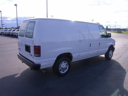 Ford Econoline 2011 photo 5