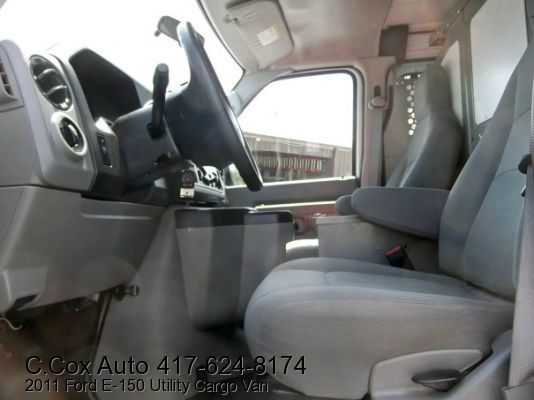 Ford Econoline 2011 photo 3