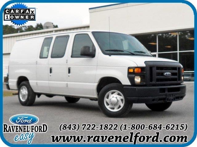 Ford Econoline 2011 photo 3