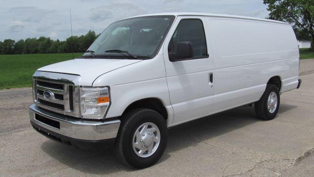 Ford Econoline 2011 photo 5