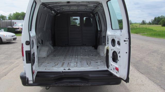 Ford Econoline 2011 photo 6