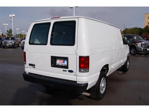 Ford Econoline 2011 photo 4