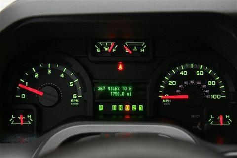 Ford Econoline 2011 photo 2