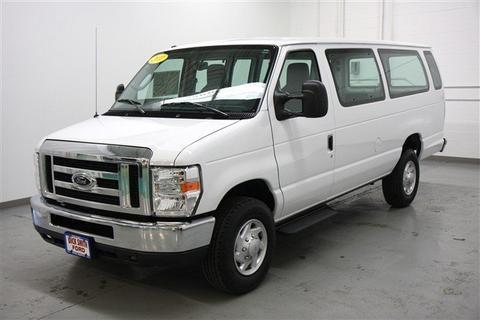 Ford Econoline 2011 photo 4