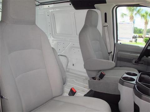 Ford Econoline 2011 photo 3