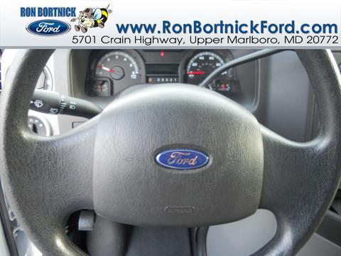 Ford Econoline 2011 photo 1