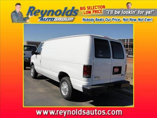 Ford Econoline 2011 photo 3
