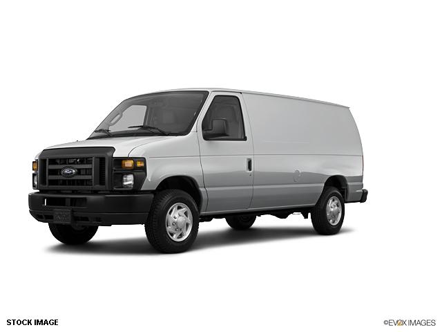 Ford Econoline 2011 photo 2