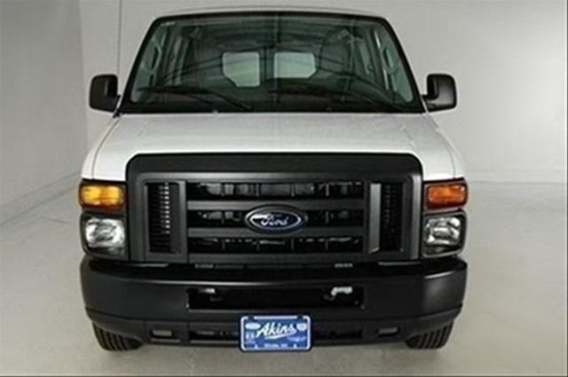 Ford Econoline 2011 photo 2
