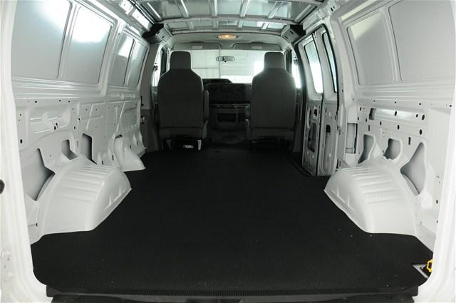 Ford Econoline 2011 photo 5