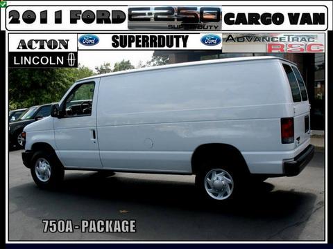 Ford Econoline 2011 photo 1