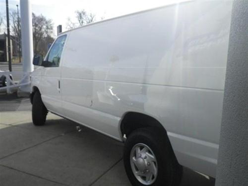 Ford Econoline 2011 photo 4
