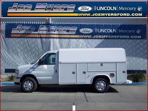 Ford Econoline 2011 photo 5