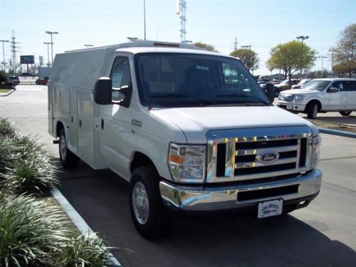 Ford Econoline 2011 photo 4