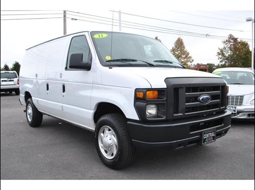 Ford Econoline 2011 photo 3