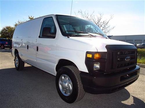 Ford Econoline 2011 photo 1