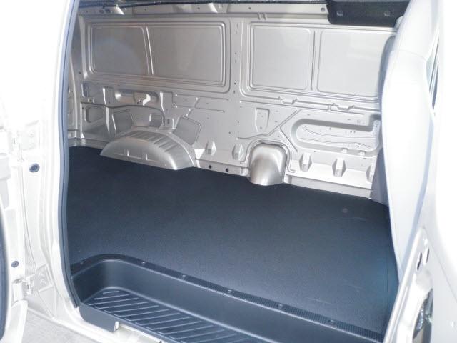 Ford Econoline 2011 photo 4