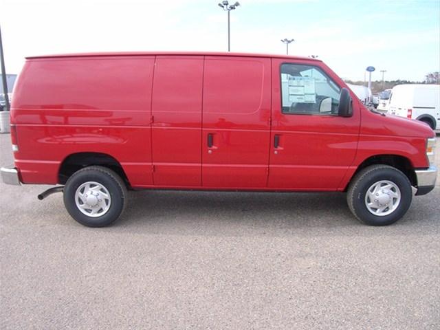 Ford Econoline 2011 photo 3