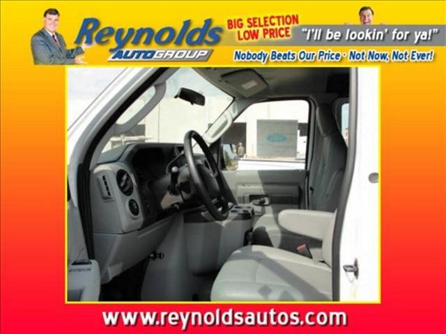 Ford Econoline 2011 photo 5