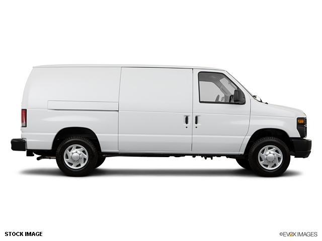 Ford Econoline 2011 photo 3