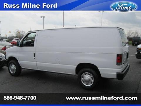 Ford Econoline 2011 photo 1