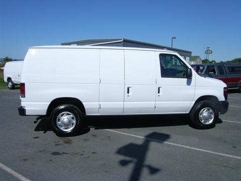 Ford Econoline 2011 photo 1